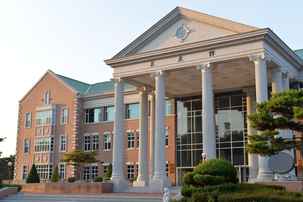 Why Delhi is the Best State to Live in India